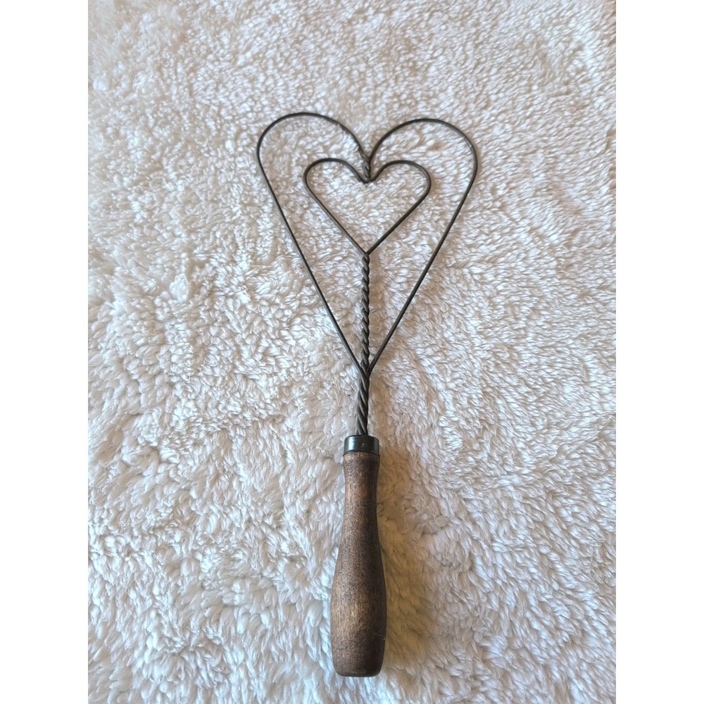 Vtg Primitive Heart Shaped Wire Rug Beater Carpet Wood Handle Farmhouse Decor - Picture 3 of 5